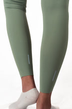 LEGGINS SERENITY VERDE OLIVO